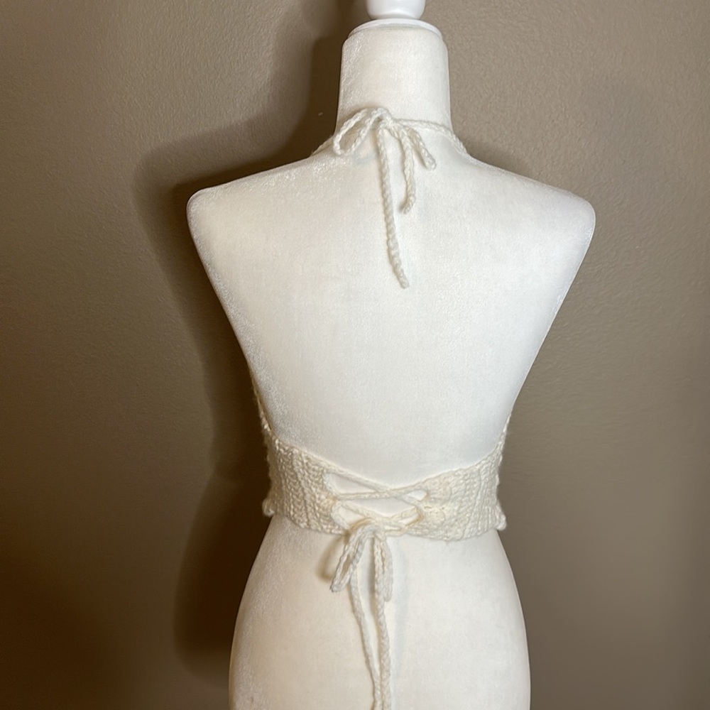 HAND CRAFTED Cropped Top Crochet Festival Top - Picture 4 of 4